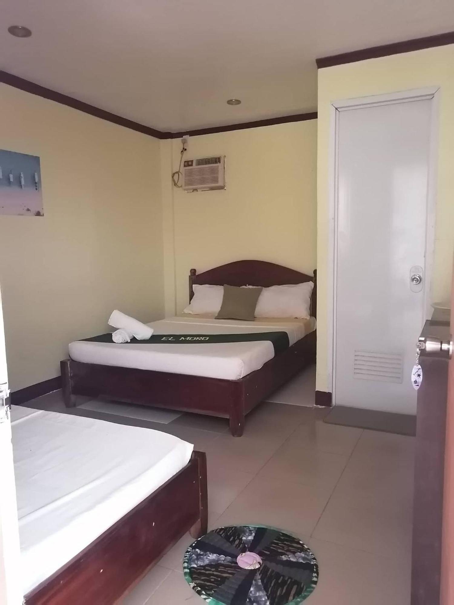 El Moro Beach Resort (Adults Only) Balabag  エクステリア 写真